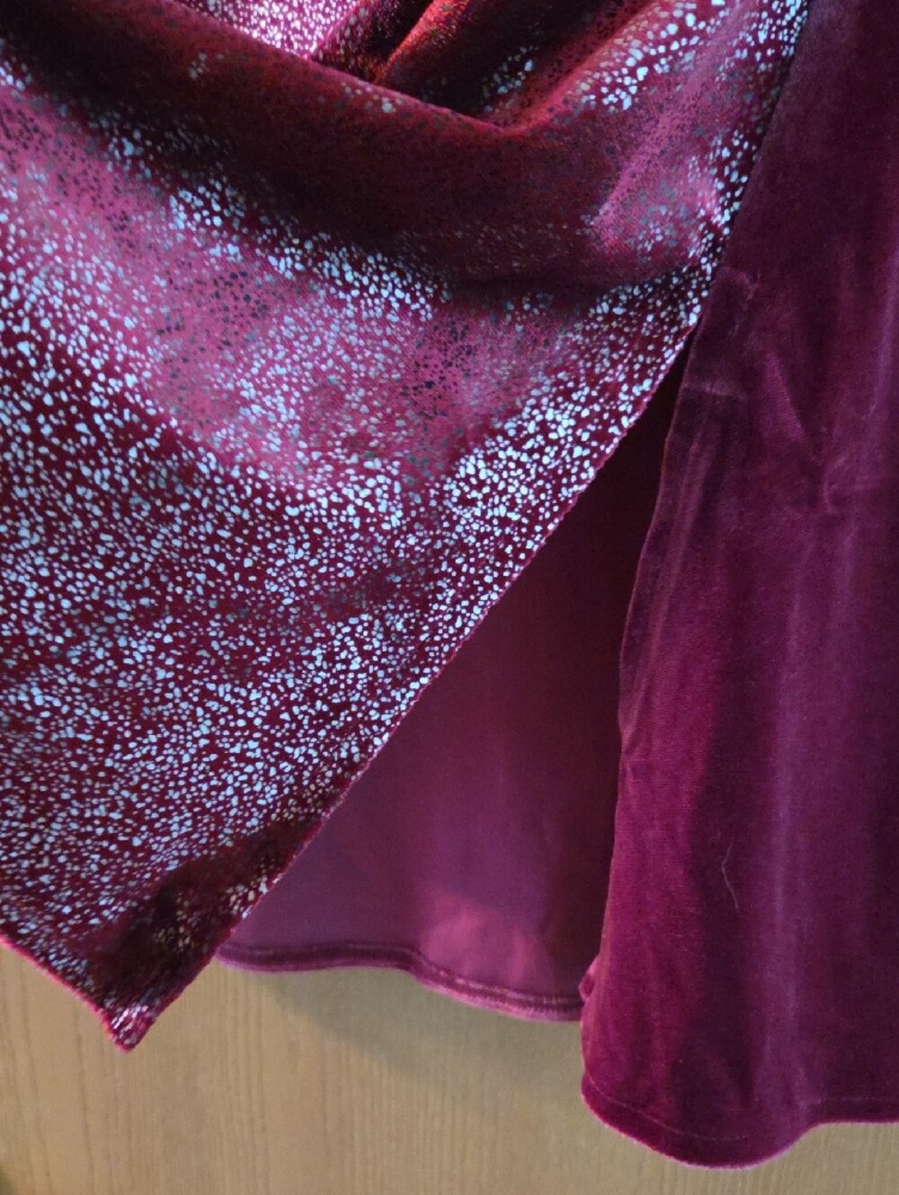 Alfani Wine Plum Velvet High-Low Tunic with Silver Shimmer, NWT size Med. - Picture 5 of 6